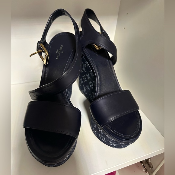Louis Vuitton wedges - Picture 2 of 5